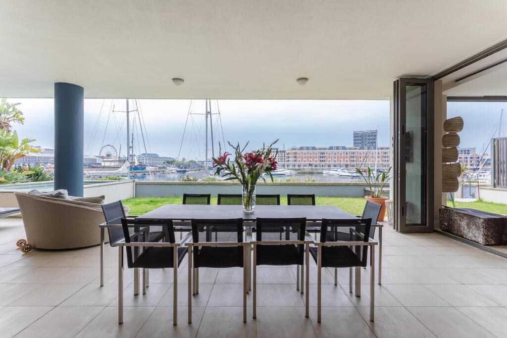 Outstanding V&A Marina Waterfront Apartment Cape Town Ngoại thất bức ảnh